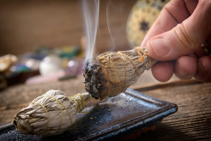 8 Reasons You Should Try Smudging & How To Do It At Home