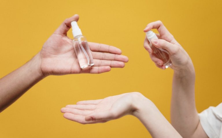 How To Make Homemade Hand Sanitizer Gel (Video)