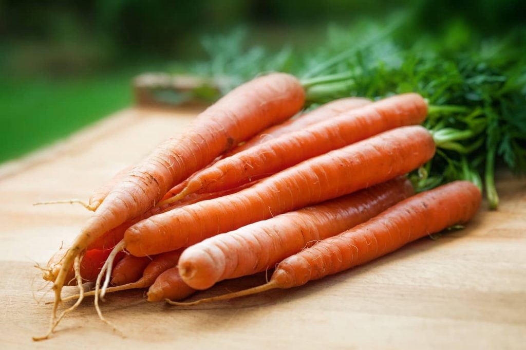 Vitamin A: Sources, Health Benefits, Deficiency, Side effects, RDA