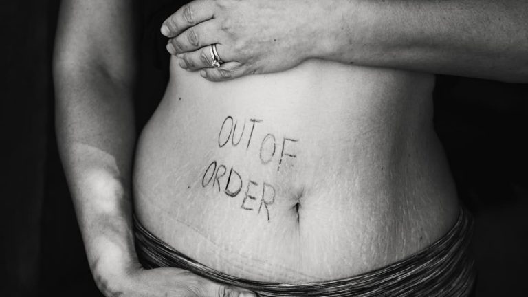 a stomach in black and white that writes out of order